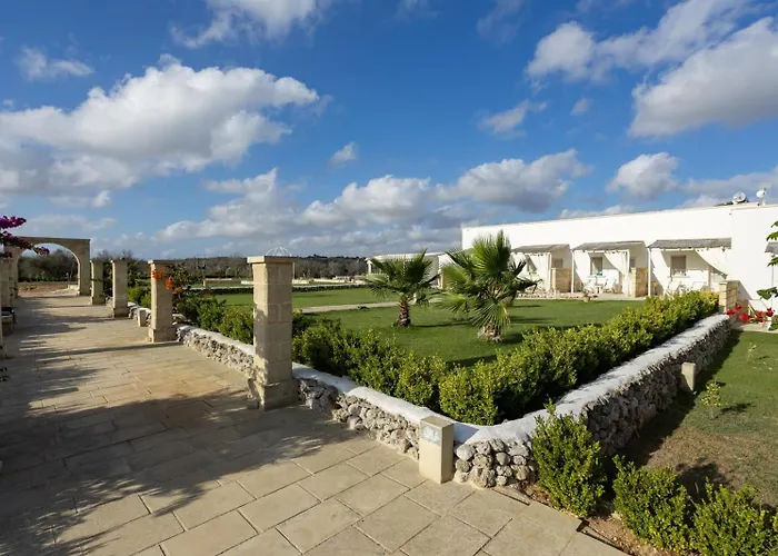 Puloni Oda ve Kahvaltı 3*